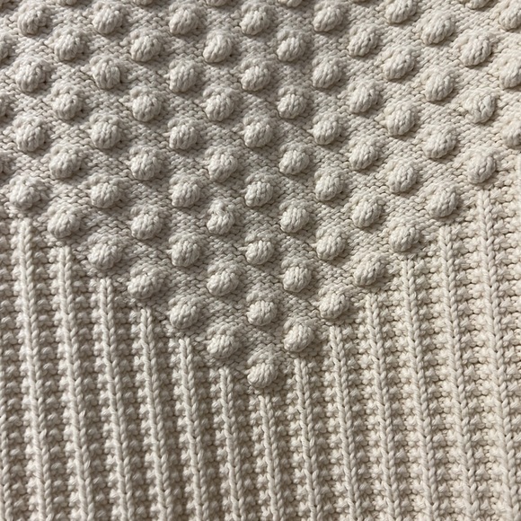 New Talbots 2X sweater with nice details! - Picture 3 of 7